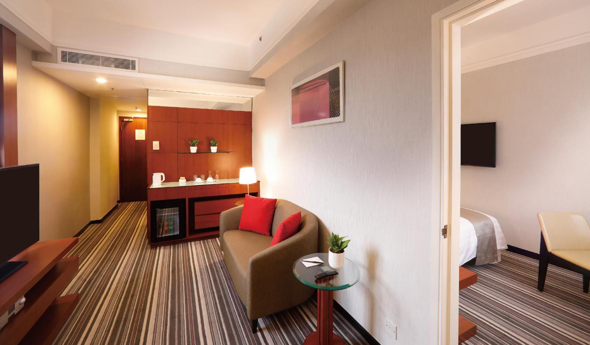 B P International 4*
